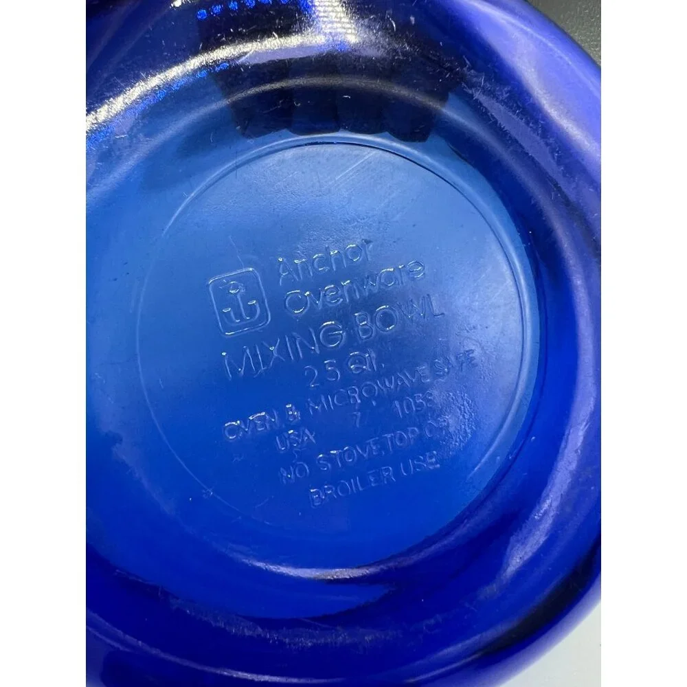 3 Anchor Hocking Cobalt Blue Glass Nesting Mixing Bowls 1 Qt 1.5 Qt and 2.5 Qt
